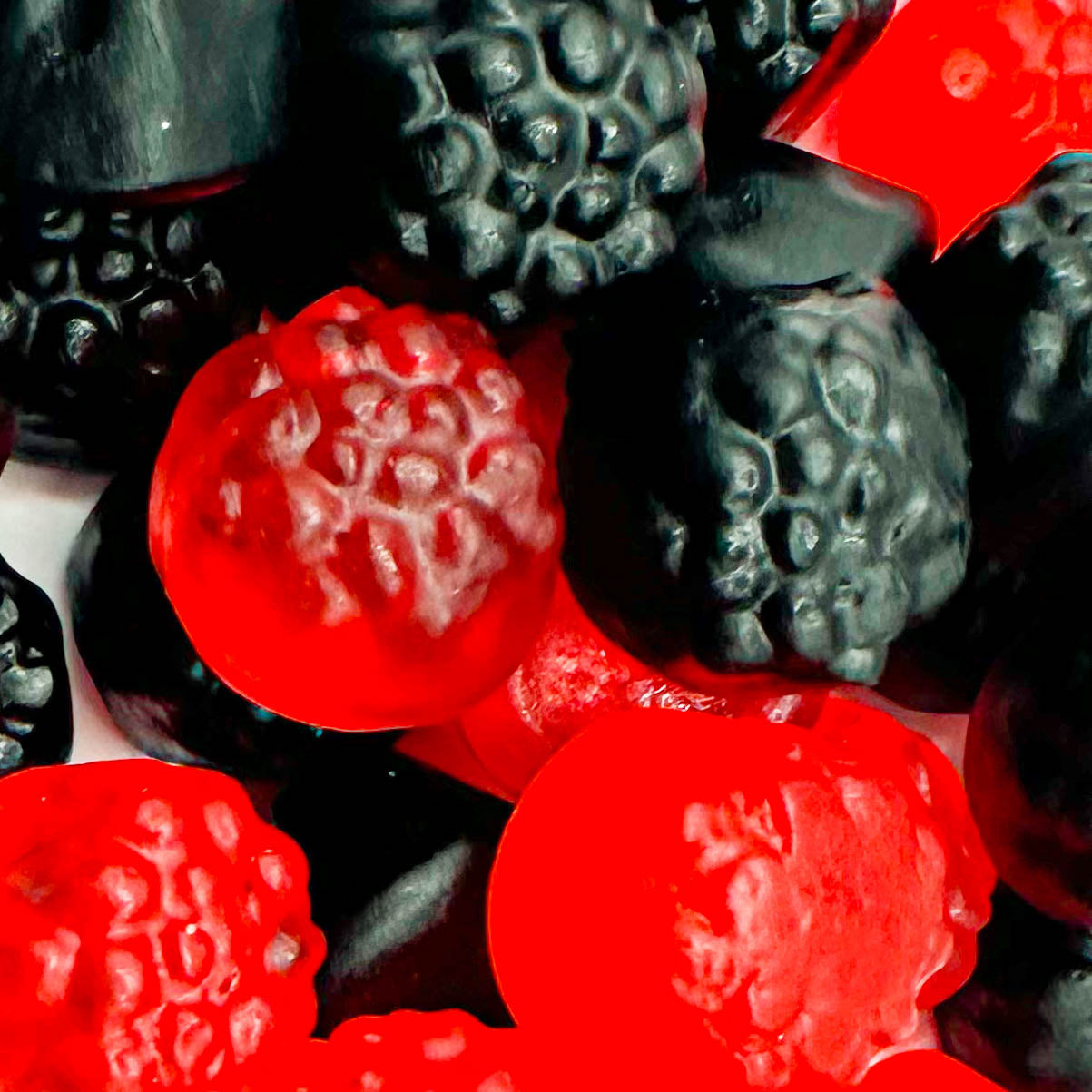 fekete-piros zseles gumicukor