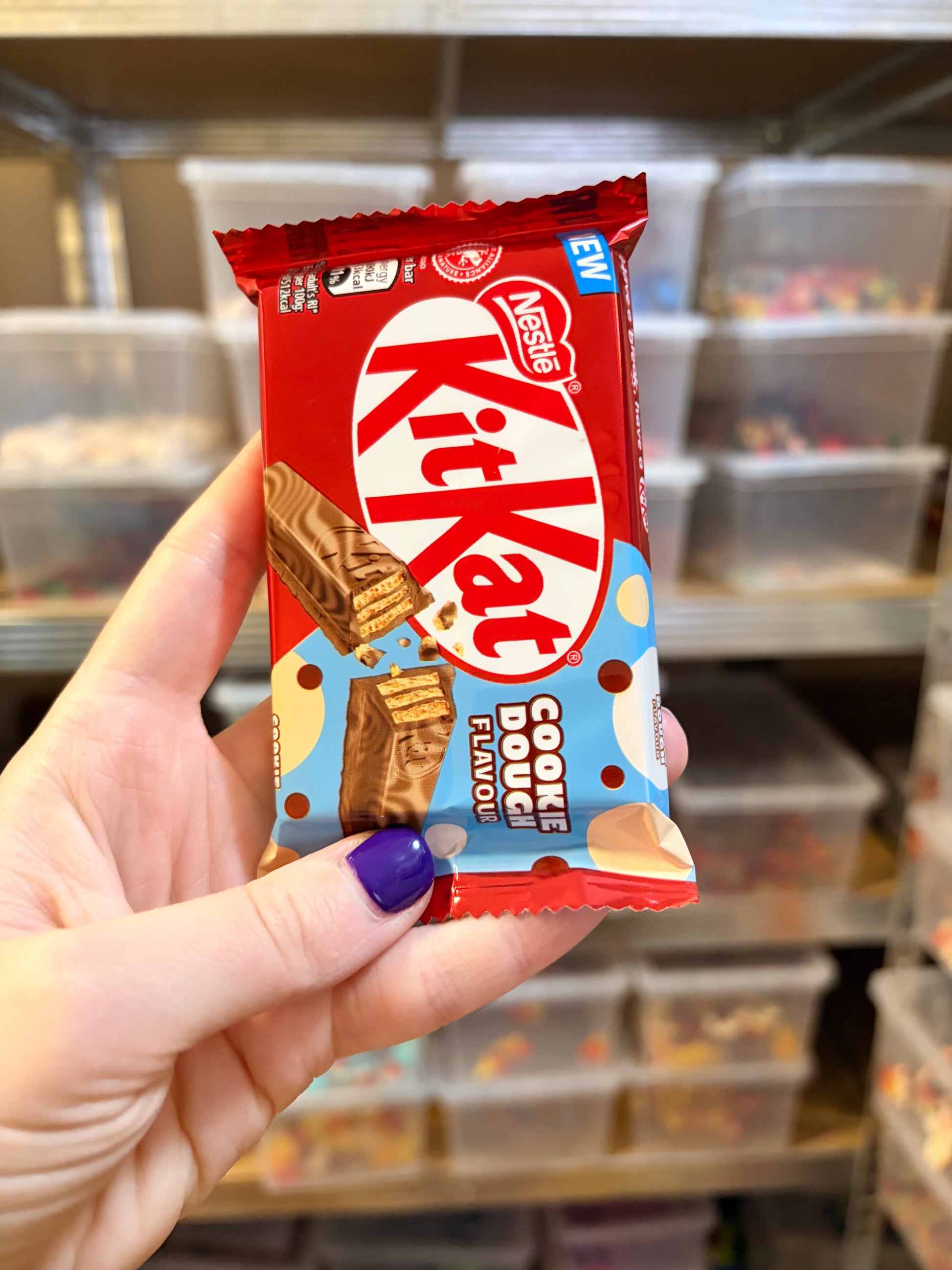 KitKat csokis kekszkrémes csokoládé