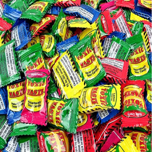 Toxic Waste – Extrán Savanyú Gyümölcsízű Keménycukorka 100g