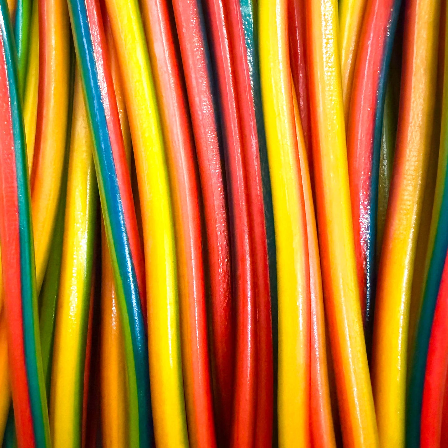 Fini Pencils Tutti Frutti 100 g – Vegyes Gyümölcsös Töltött Gumirudak