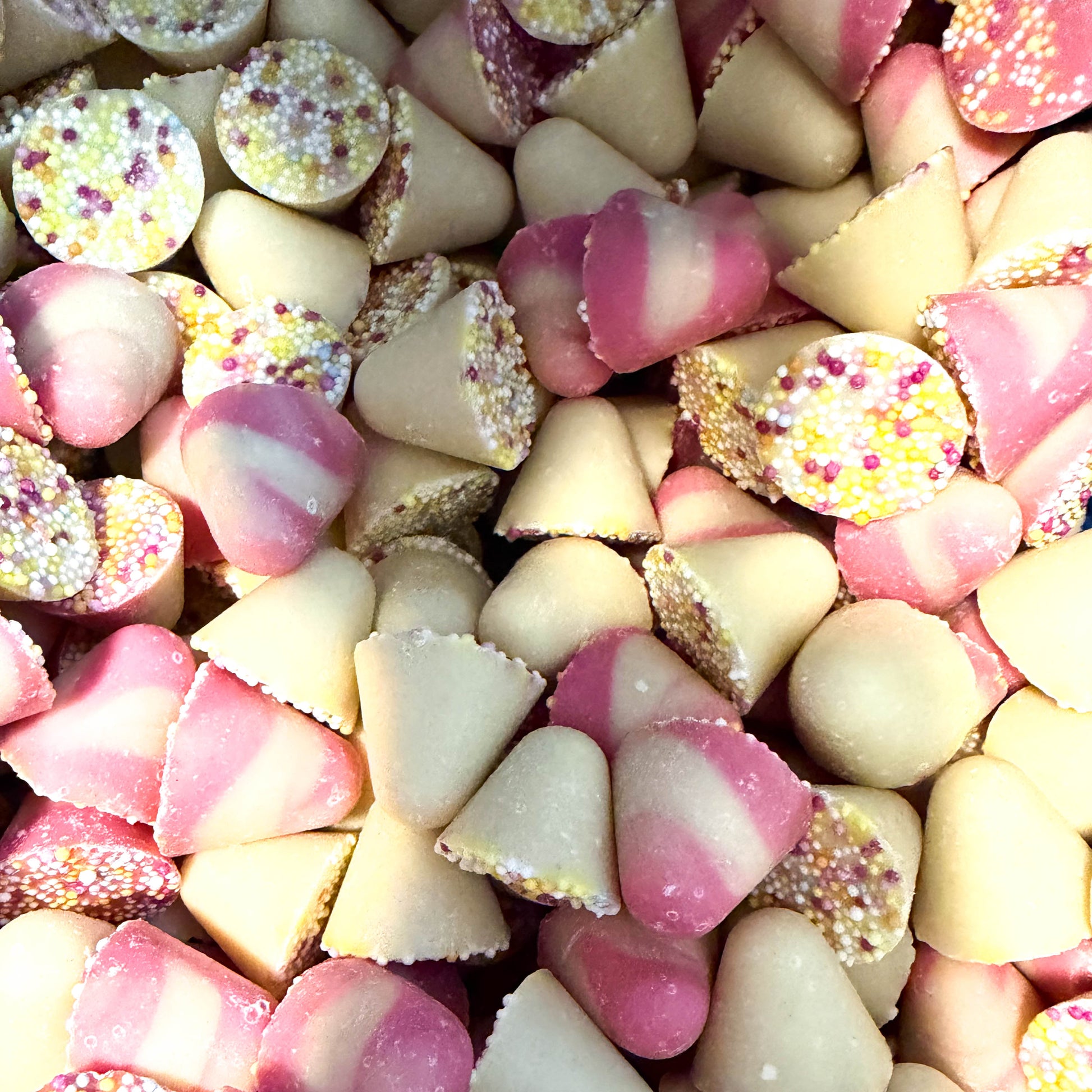 fehér csokis epres pörgenttyűk